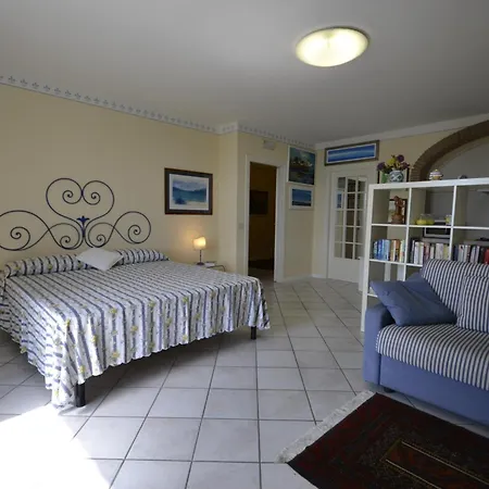 Valentina 컨트리하우스